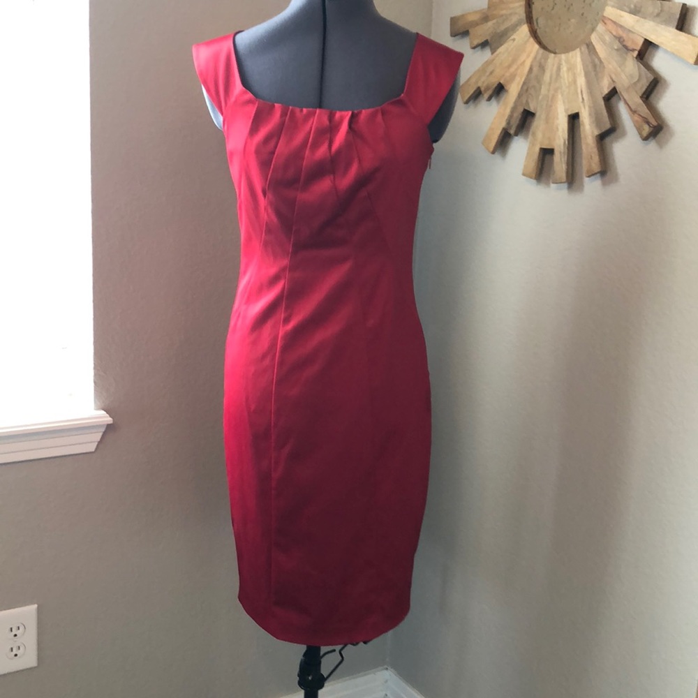 Limited Red sateen fitted cocktail mini